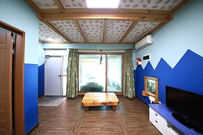 Jangseung Park Pension