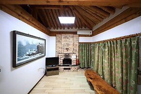 Jangseung Park Pension