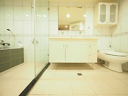 Near StayReal Location