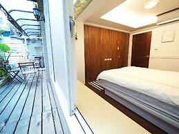 Near StayReal Location