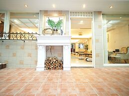 Near StayReal Location