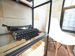 Near StayReal Location