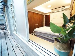 Near StayReal Location