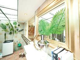 Near StayReal Location