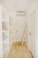 The Room Padang-Padang