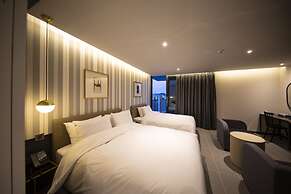 Brown Dot Hotel - Jangsaengpo