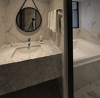 Brown Dot Hotel - Jangsaengpo