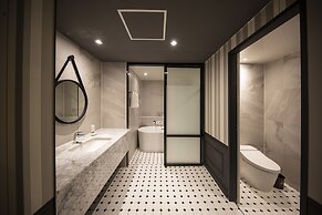 Brown Dot Hotel - Jangsaengpo
