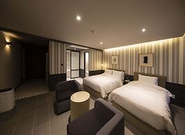 Brown Dot Hotel - Jangsaengpo