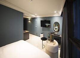 Brown Dot Hotel - Jangsaengpo