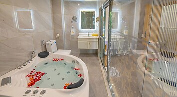 HANZ Cuong Thanh 3 Lux Hotel & Spa