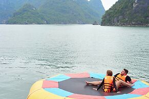 Paradise Grand Cruise