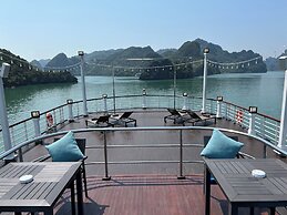 Paradise Grand Cruise