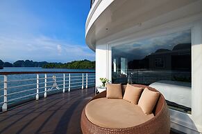 Paradise Grand Cruise