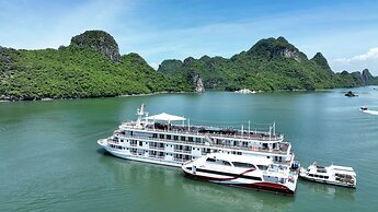 Paradise Grand Cruise