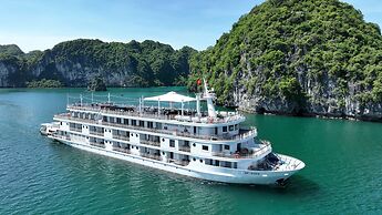 Paradise Grand Cruise