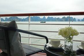 Paradise Grand Cruise