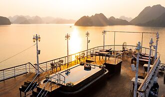 Paradise Grand Cruise