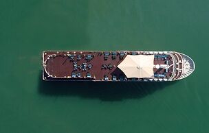 Paradise Grand Cruise