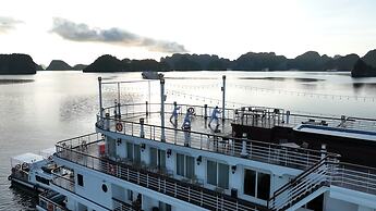 Paradise Grand Cruise