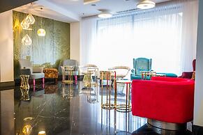 Brosse Garden Hotel