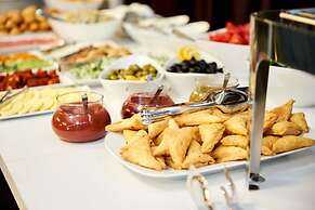 Brosse Garden Hotel