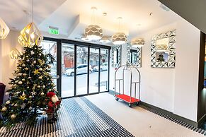 Brosse Garden Hotel