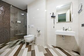 Brosse Garden Hotel