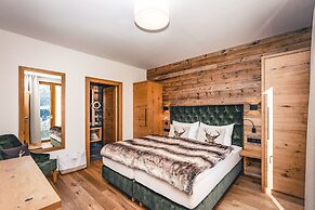 Lux Alp Chalet
