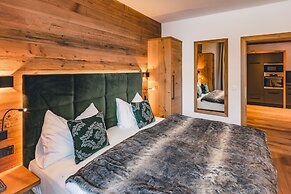 Lux Alp Chalet