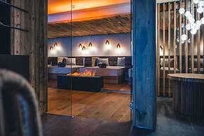 Lux Alp Chalet