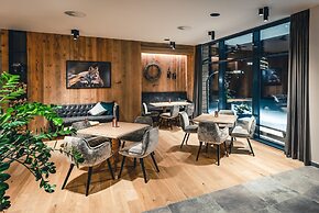 Lux Alp Chalet