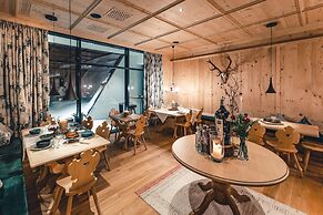 Lux Alp Chalet
