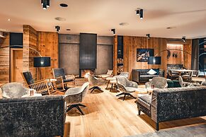 Lux Alp Chalet