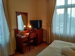 Hotel Villa Royal