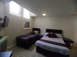 Double Bedroom Studio