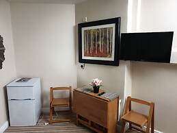 Double Bedroom Studio