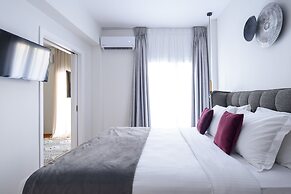 Acropolis Grand Apartment