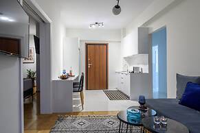 Acropolis Grand Apartment