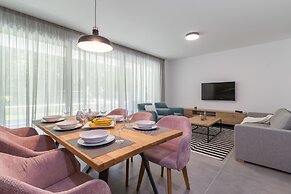 Luxury Apartments Magali