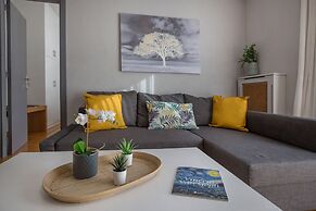 Cozy Apartment in Syntagma - Plaka by GHH