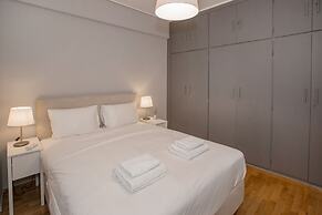 Cozy Apartment in Syntagma - Plaka by GHH