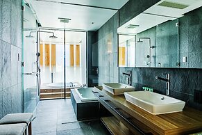 Garden Terrace Fukuoka Hotel & Resort