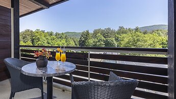Hotel Jezero