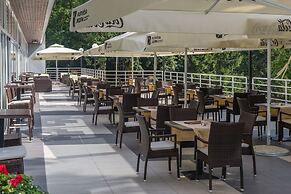 Hotel Jezero