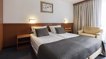 Hotel Jezero