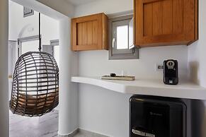 Allure Breeze Suites