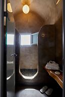 Allure Breeze Suites