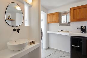 Allure Breeze Suites