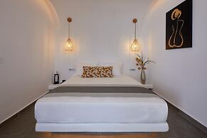 Allure Breeze Suites